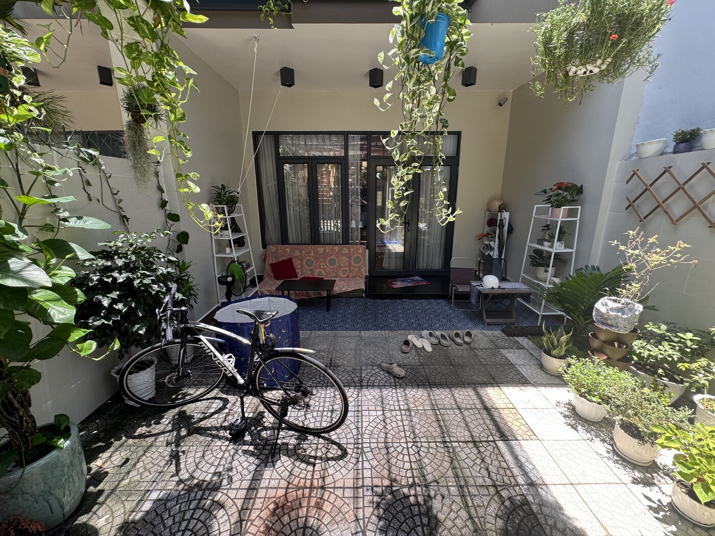 Courtyard before redesign